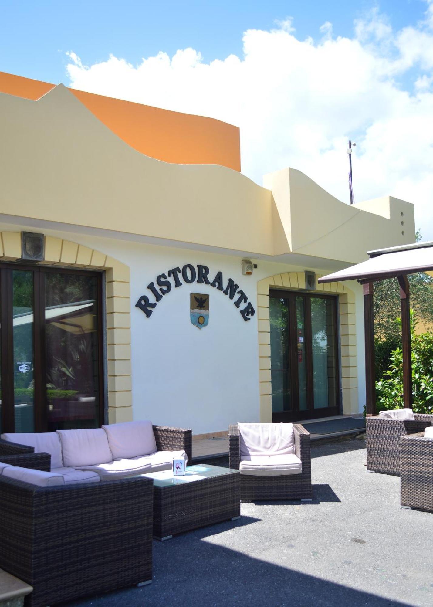 Hotel Il Cavaliere Sarno Exterior foto